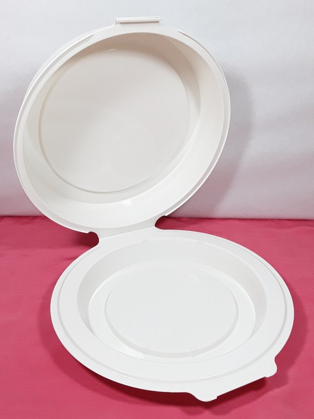 EUC Pyrex Pie Keeper for 9" Pyrex/Corelle 209 Pie Plate, clamshell plastic P-309